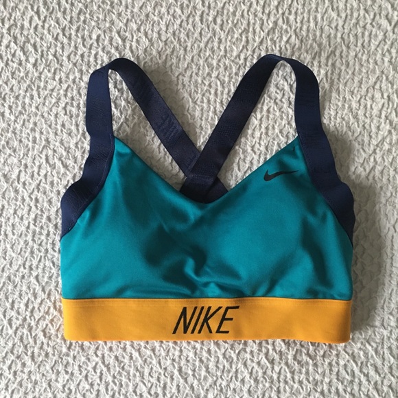 Nike | Pro Indy Logo Back Bra - Picture 2 of 6